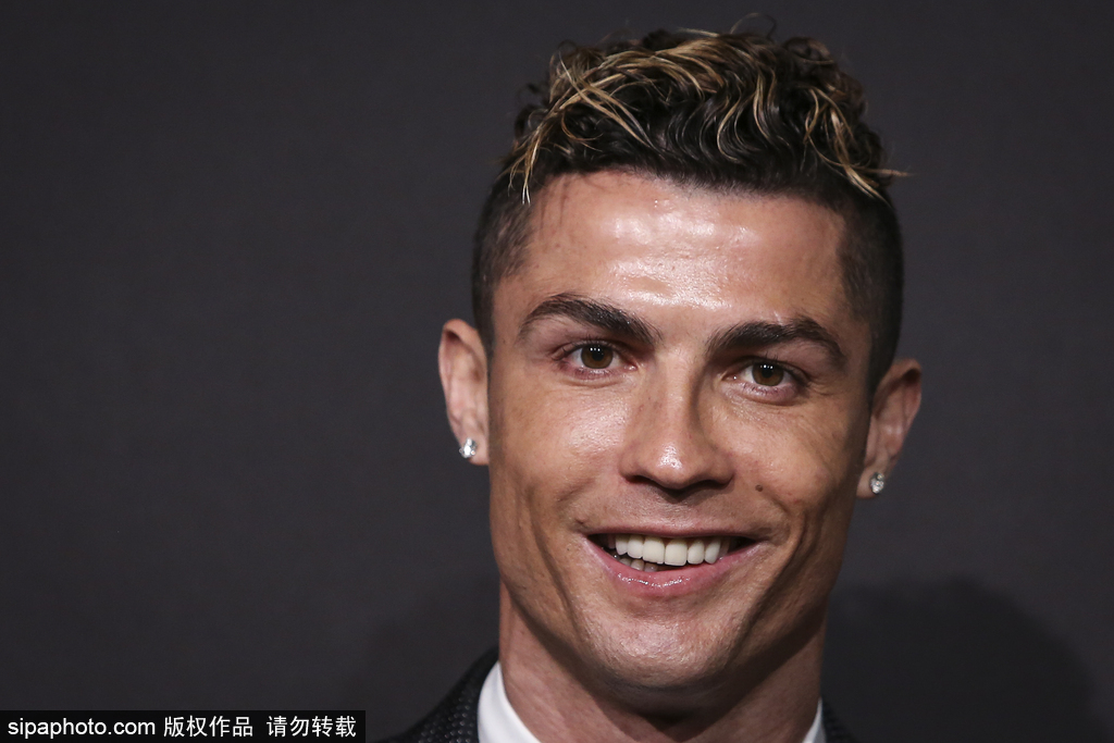 火箭飞升四级跳，毕包小将塞尔顿两个月内在五项赛事上演首秀（火箭式四级跃升，毕包小将塞尔顿两月内五线齐迎处子秀）