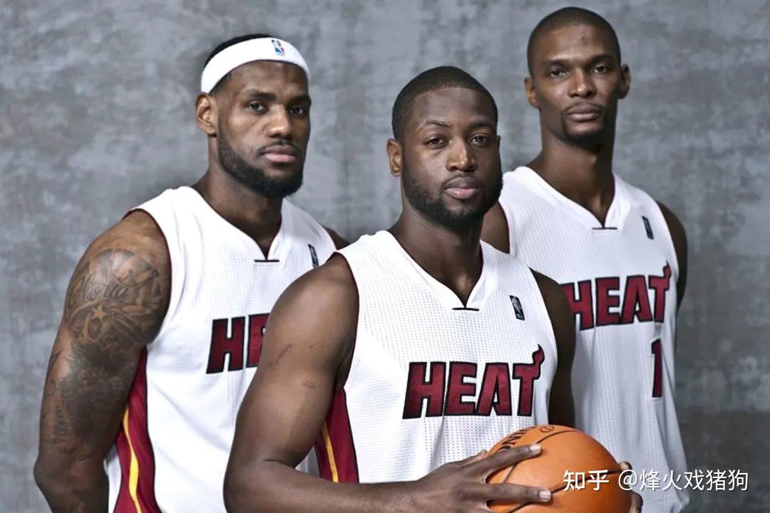 勒沃库森vs海登海姆：希克、格里马尔多首发，阿尔扬-伊布拉希莫维奇、齐夫齐瓦泽出战（勒沃库森战海登海姆：希克、格里马尔多领衔先发，阿尔扬-伊布拉希莫维奇、齐夫齐瓦泽登场）