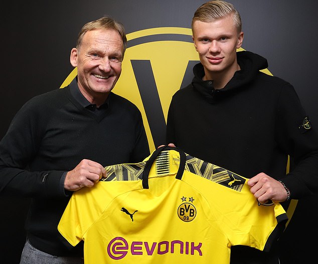 塞维利亚主帅：姆巴佩、维尼修斯和贝林是世界上最好的三名球员（塞维利亚主帅：姆巴佩、维尼修斯和贝林当属世界前三）