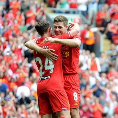 巴萨今夏卖卡萨多免签托马斯引热议（巴萨今夏或售卡萨多并免签托马斯引发争议）